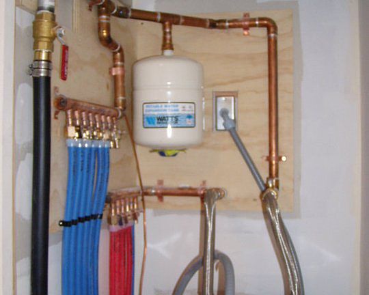 water behind pocket door