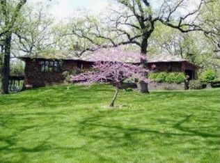 172 NE 80th St, Pleasant Hill, IA 50327