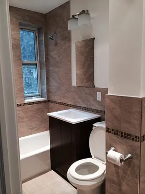 Rented by Bank Neary | media 77