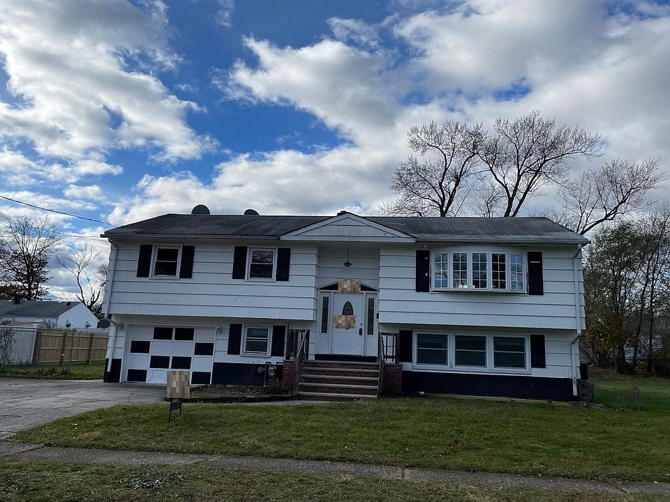 1st image of 1440 River Edge Dr