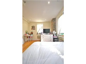 Rented by Aclawrence