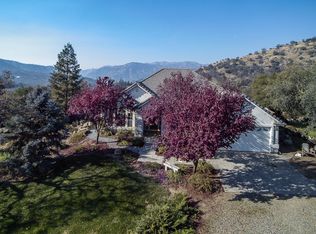 44024 Sierra Dr, Three Rivers, CA 93271