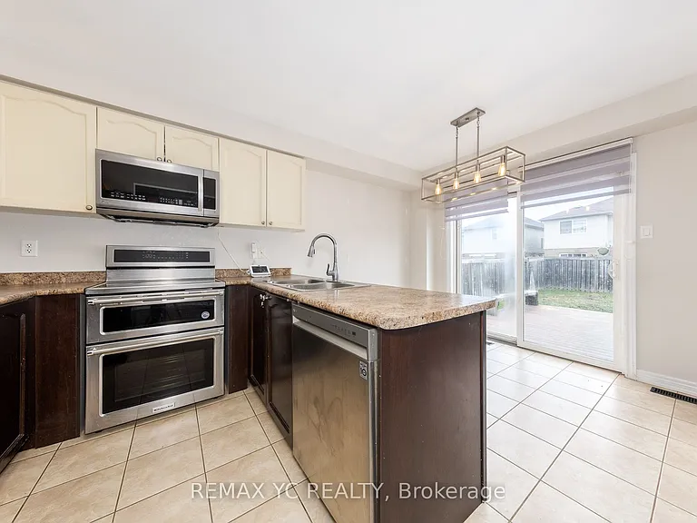 47 McMulkin St — Photo 10