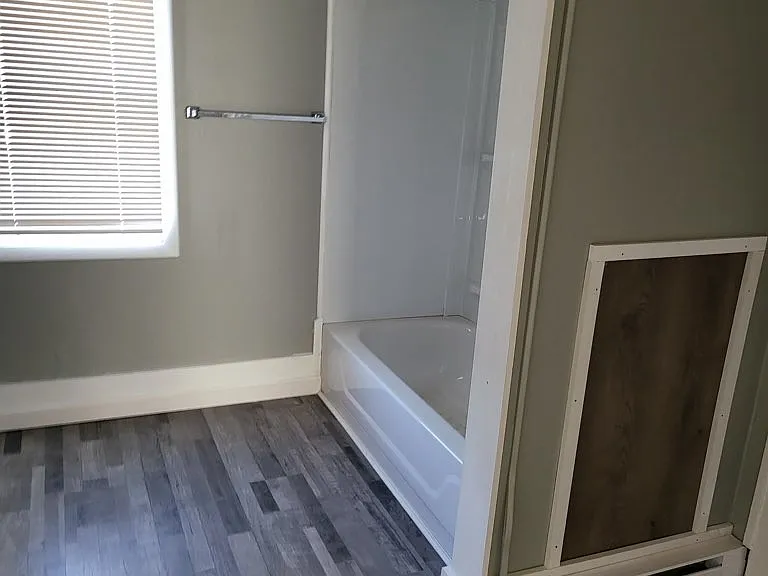 605 Main St #2 — Photo 4