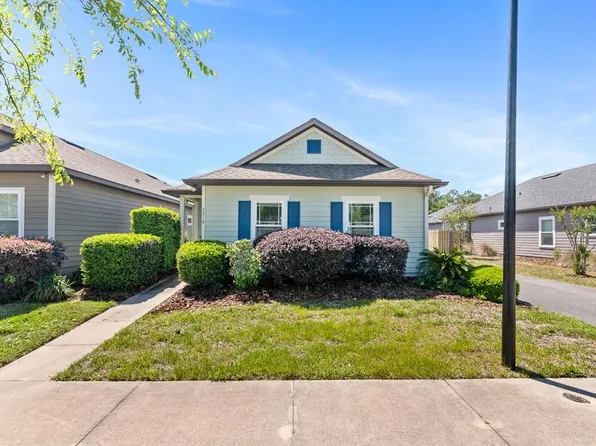 7916 SW 80th Dr, Gainesville, FL 32608
