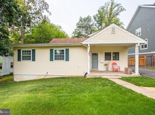 2008 Storm Dr, Falls Church, VA 22043