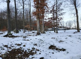 380 Burnworth Rd, Mill Run, PA 15464