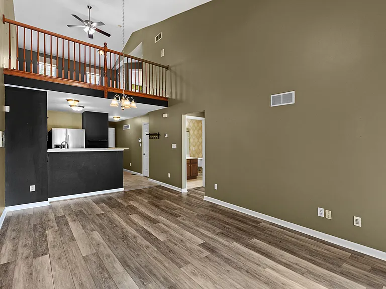 603 Country Village Dr — Photo 11