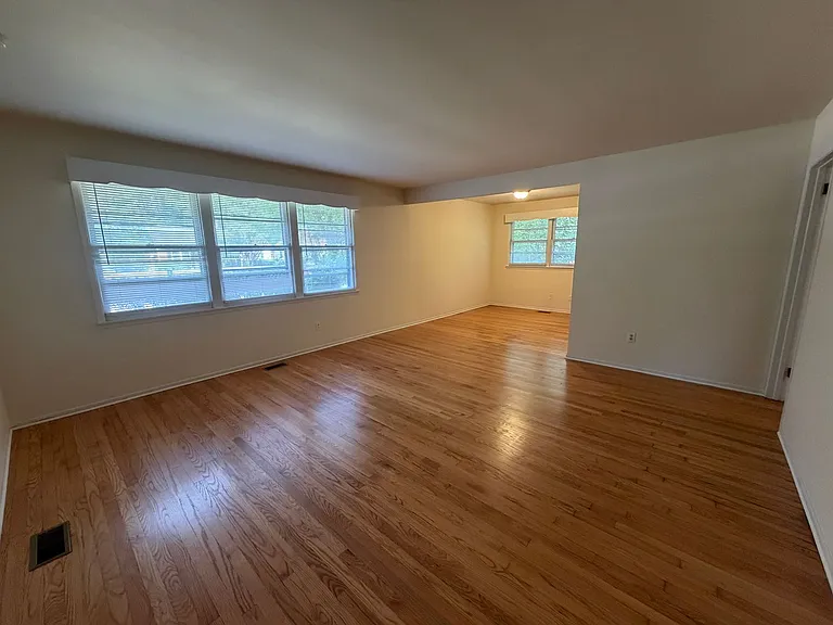 1312 Ridge Rd — Photo 5