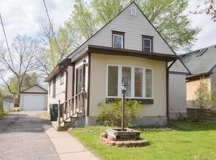 512 10th St SE, Rochester, MN 55904