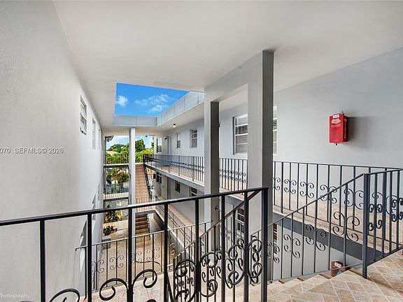 3rd image of 5100 W Flagler St APT 302