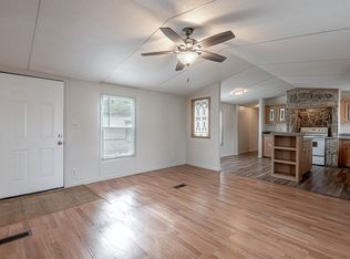 1961 Quality Blvd Trailer 15, Huntsville, TX 77320