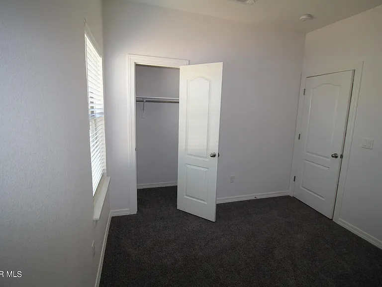 620 Adrian Arellano St W — Photo 68