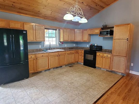 5th image of 181 Dry Meadow Dr
