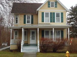 2067 Ridge Rd, Ontario, NY 14519