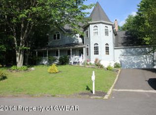 6 Coplay Pl, Mountain Top, PA 18707