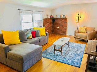 3 Pocket Rd, Beacon, NY 12508