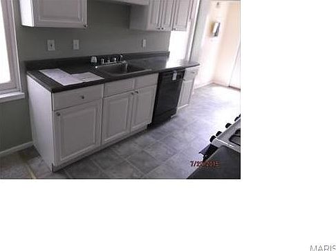 4th image of 5246 Wilson Ave