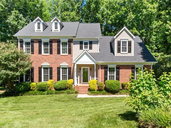 2191 Benwicke Dr, Pfafftown, NC 27040