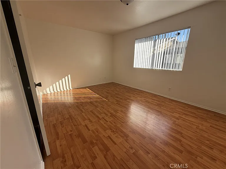 9800 Vesper Ave #96 — Photo 12