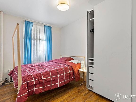 4th image of 258 W 117th St APT 42W