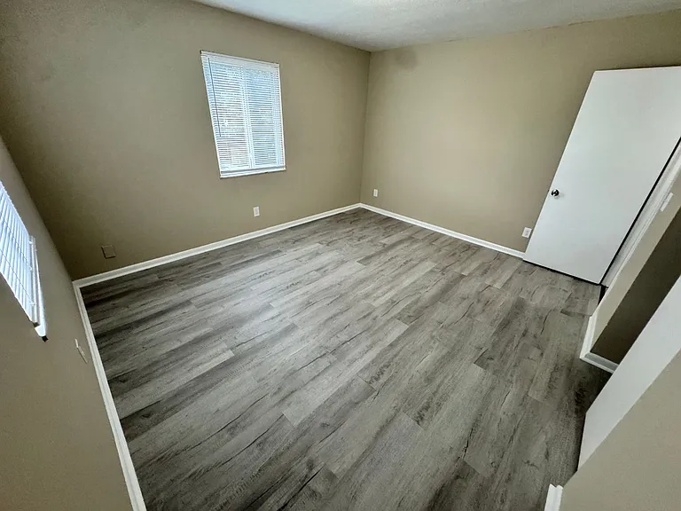 2320 N. 4th Street — Photo 18