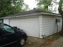 2.5 car garage