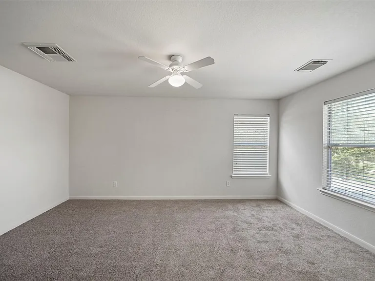 3610 Avalon Castle Dr — Photo 11