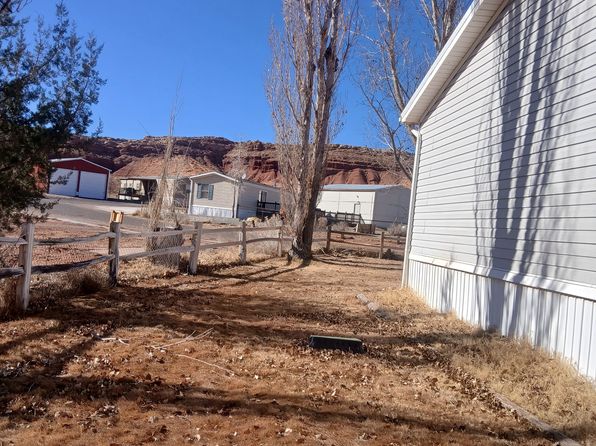 102 N Powell Dr #82, Lake Powell, UT 84533