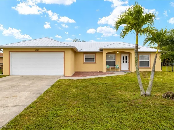 1709 Academy Blvd, Cape Coral, FL 33990