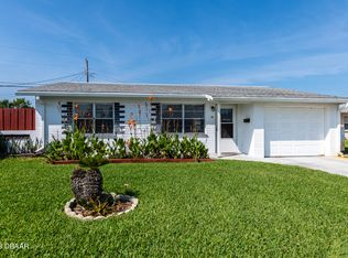 33 Tropical Dr, Ormond Beach, FL 32176