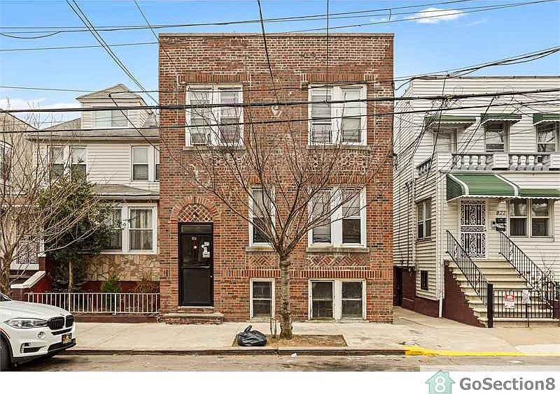 824 E 232nd St, Bronx, NY 10466 | Zillow