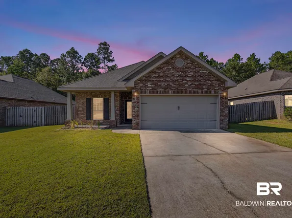 2419 McKenzie Ct, Saraland, AL 36693