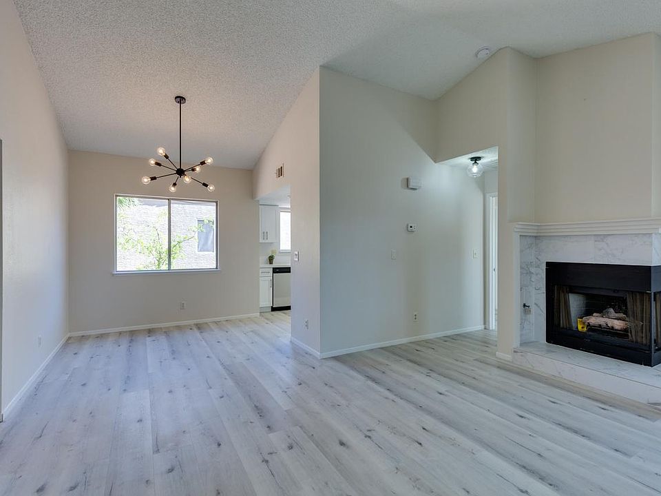582 Searchlight Dr, Las Vegas, NV 89110 Zillow
