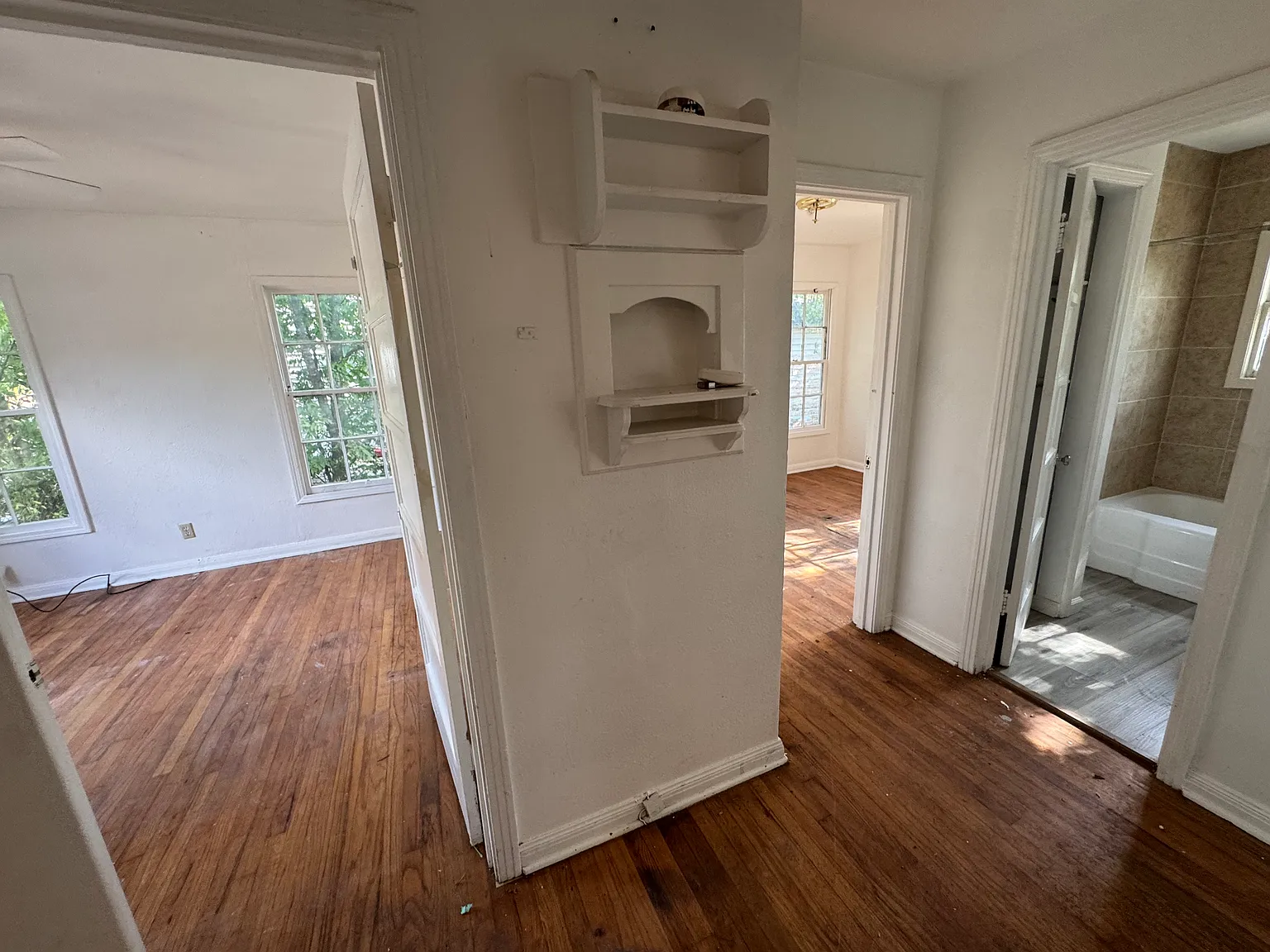 2 bed, 814 sqft, $795 — Photo 2