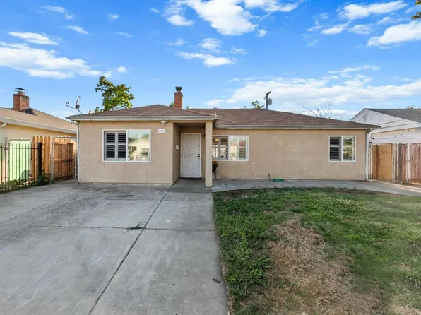 5520 Bradford Dr, Sacramento, CA 95820