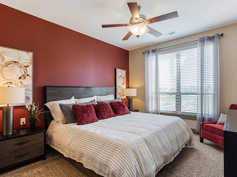 Latitude at Deerfield Crossing — Photo 14