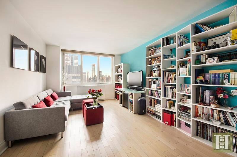 1st image of 211 E 46th St #32A