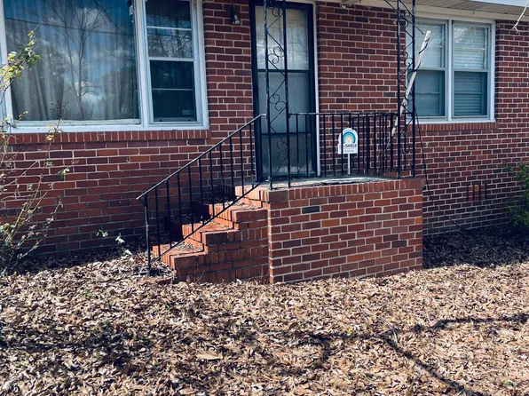 1280 Baker Dr, Macon, GA 31206