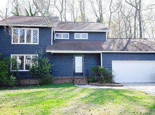 12 Sarfan Dr, Hampton, VA 23664