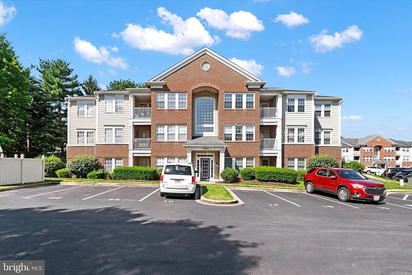 2 bed, 1148 sqft, $2,335 — Photo 1
