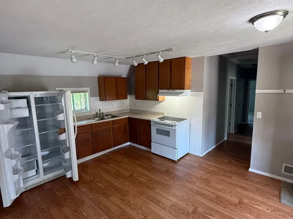 1400 Ashmun St Unit 2, Sault Sainte Marie, MI 49783