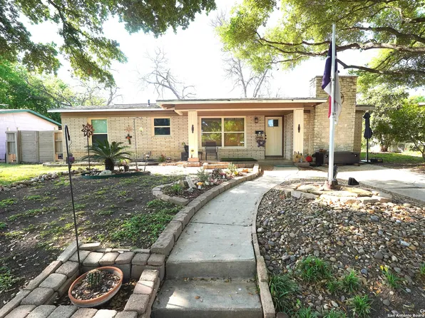 618 Storeywood, San Antonio, TX 78213