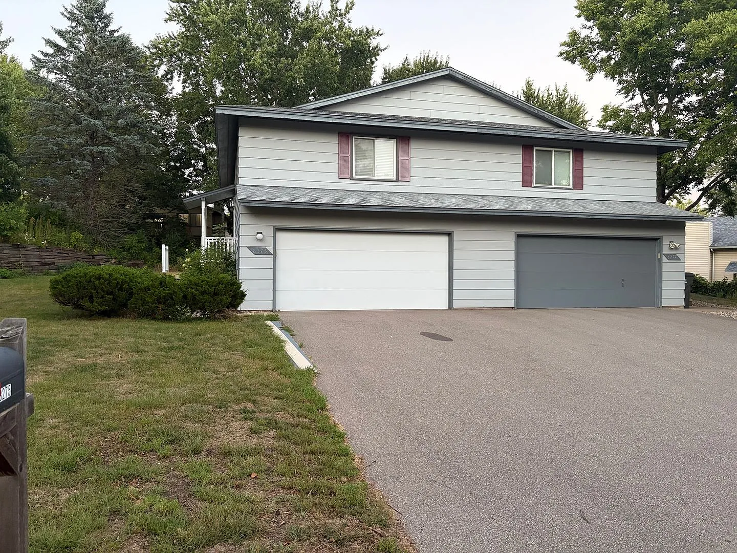 Modern Updated 3BR Twin Home in Eden Prairie — Photo 3