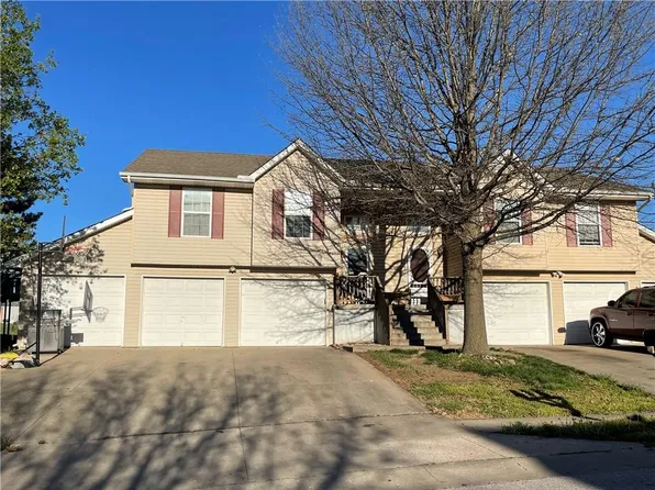 10700-10702 NE 107 N, Kansas City, MO 64155