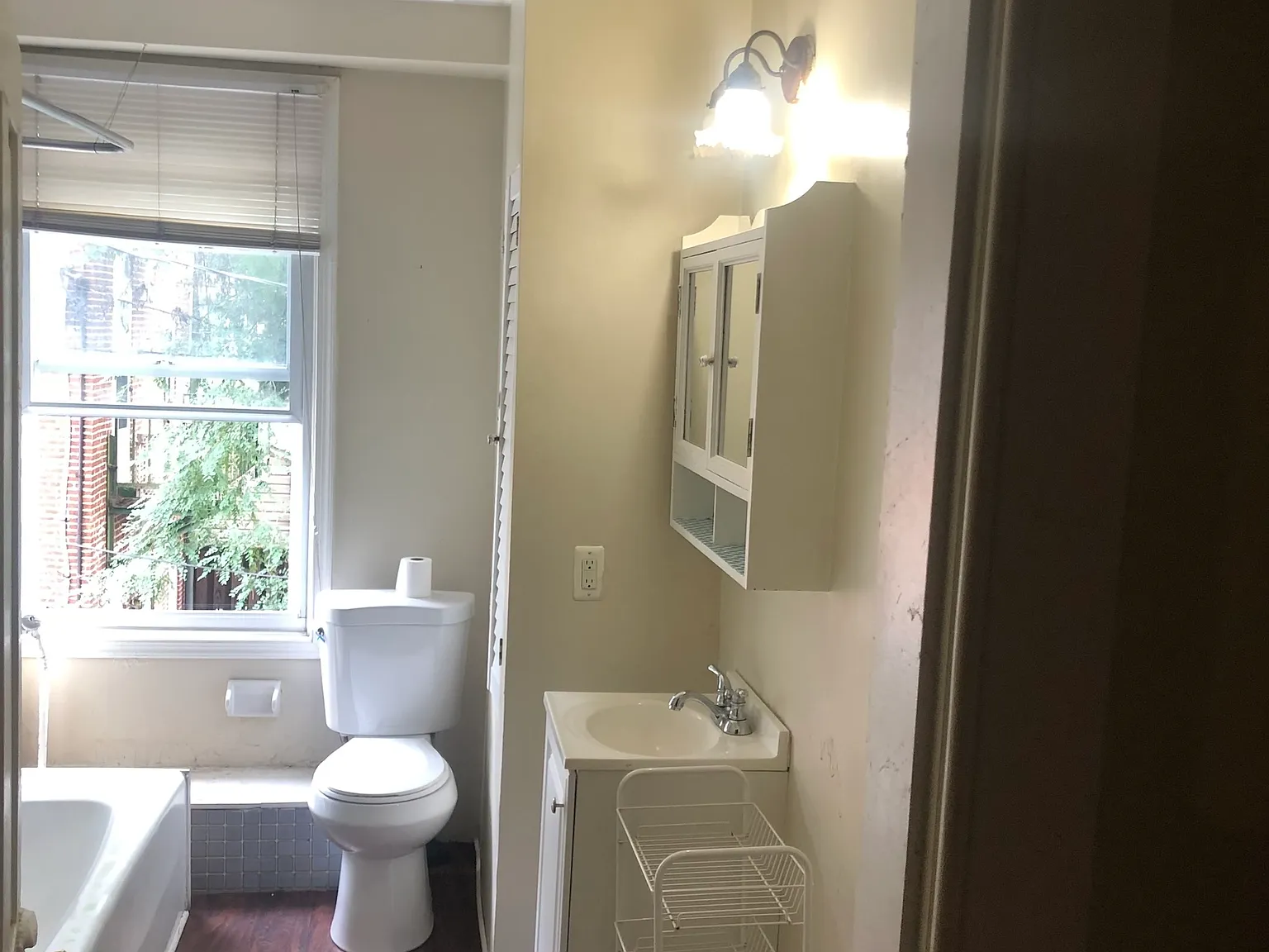 1 bed, 550 sqft, $950 — Photo 4