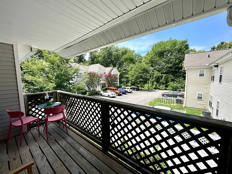 411 Sea Pointe Ct #201 — Photo 8