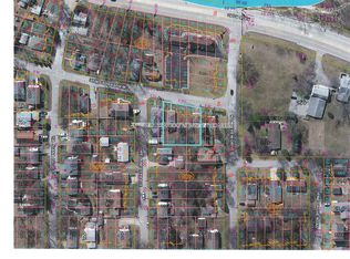 504 W Riverside Dr, McHenry, IL 60051