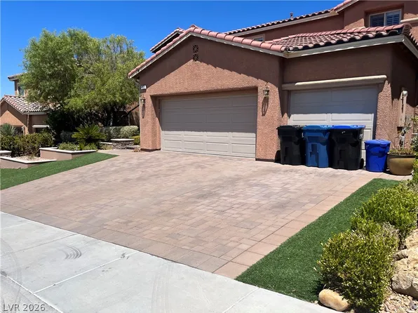 892 White Sparrow St, Henderson, NV 89052