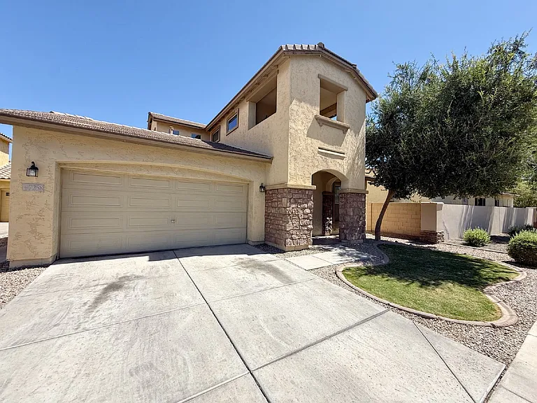7258 W Palmaire Ave — Photo 36